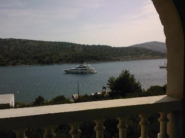 Maison de vacances /en/au Kaprije island /ideal for Families-Groups (Sibensko-Kninska)ou appartement ou maison de vacances