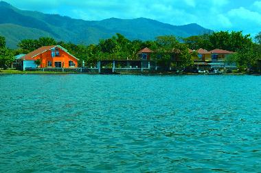 Chalet �/en/au El  Estor (Izabal)ou appartement ou maison de vacances