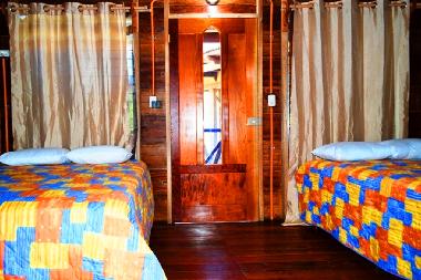 Chalet �/en/au El  Estor (Izabal)ou appartement ou maison de vacances