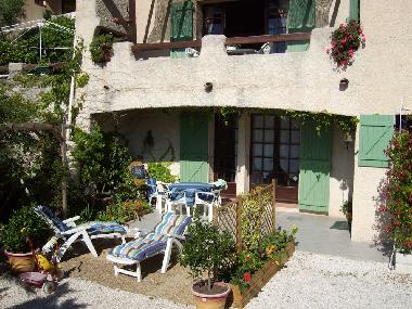 Appartement de vacances �/en/au HYERES (Var)ou appartement ou maison de vacances