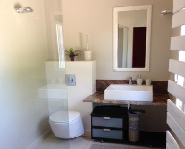 Villa �/en/au Roquefort les Pins (Alpes-Maritimes)ou appartement ou maison de vacances