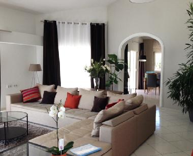 Villa �/en/au Roquefort les Pins (Alpes-Maritimes)ou appartement ou maison de vacances