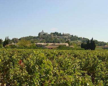 Maison de vacances �/en/au Cairanne (Vaucluse)ou appartement ou maison de vacances