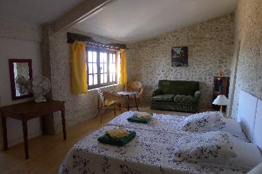 Maison de vacances �/en/au Cairanne (Vaucluse)ou appartement ou maison de vacances