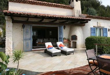 Villa /en/au Roquebrune-Cap-Martin (Alpes-Maritimes)ou appartement ou maison de vacances