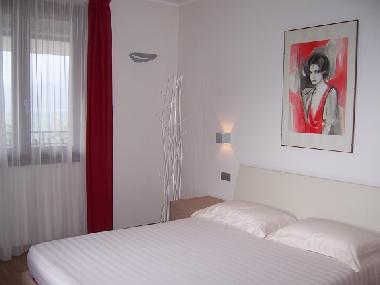 Chambre avec petit djeuner /en/au RIVA DI SOLTO (Bergamo)ou appartement ou maison de vacances