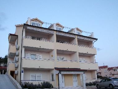 Appartement de vacances /en/au Rogoznica (Sibensko-Kninska)ou appartement ou maison de vacances