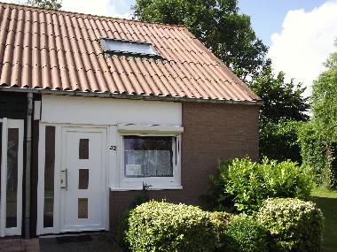 Maison de vacances /en/au Bruinisse (Zeeland)ou appartement ou maison de vacances