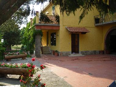 Maison de vacances /en/au Castello di Querceto (Pisa)ou appartement ou maison de vacances