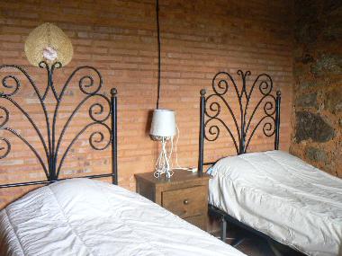 Chambre avec petit djeuner /en/au Candeleda (vila)ou appartement ou maison de vacances