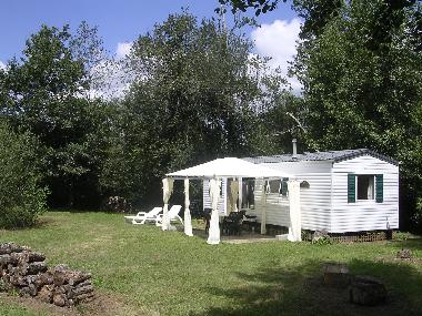 Chalet /en/au SARLAT (Dordogne)ou appartement ou maison de vacances