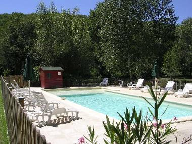 Chalet /en/au SARLAT (Dordogne)ou appartement ou maison de vacances