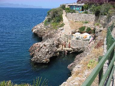 ... un accs priv  la mer