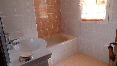 Villa /en/au REGUSSE (Var)ou appartement ou maison de vacances