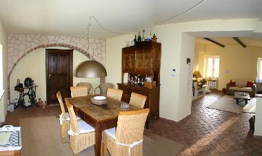 Chambre avec petit d�jeuner �/en/au Canale (Cuneo)ou appartement ou maison de vacances