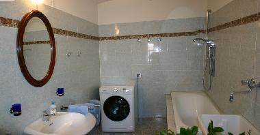 Chambre avec petit d�jeuner �/en/au Canale (Cuneo)ou appartement ou maison de vacances