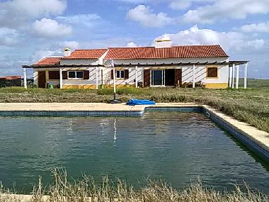 Maison de vacances /en/au vora (Alentejo Central)ou appartement ou maison de vacances