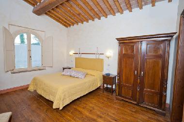 Chambre avec petit d�jeuner �/en/au Pietralunga (Perugia)ou appartement ou maison de vacances