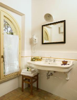 Chambre avec petit d�jeuner �/en/au Pietralunga (Perugia)ou appartement ou maison de vacances