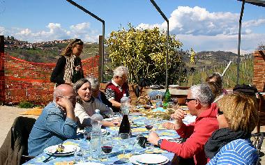 Maison de vacances �/en/au Cisteerna (Cuneo)ou appartement ou maison de vacances