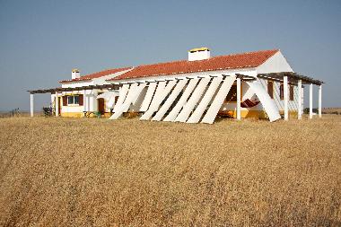 Maison de vacances /en/au vora (Alentejo Central)ou appartement ou maison de vacances