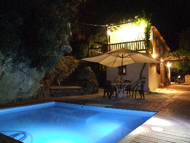 Maison de vacances �/en/au Algarinejo (Granada)ou appartement ou maison de vacances