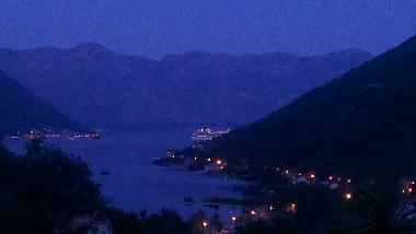 Villa �/en/au kotor (Mont�n�gro)ou appartement ou maison de vacances