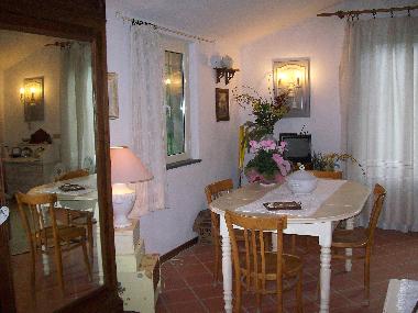 Maison de vacances /en/au  Pozzi di Seravezza (Lucca)ou appartement ou maison de vacances