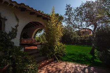 Villa /en/au S. Margherita di Pula (Cagliari)ou appartement ou maison de vacances