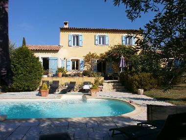 Villa �/en/au Lorgues (Var)ou appartement ou maison de vacances