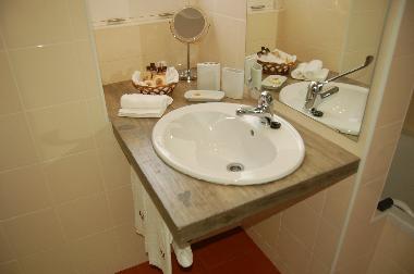 Maison de vacances /en/au Nordeste (Azores)ou appartement ou maison de vacances