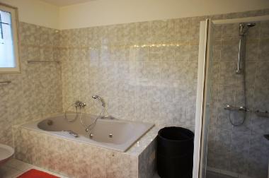 Villa �/en/au Lorgues (Var)ou appartement ou maison de vacances