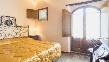 Chambre avec petit djeuner /en/au CETONA (Siena)ou appartement ou maison de vacances