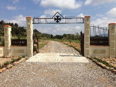 Chambre avec petit djeuner /en/au BADENS (Aude)ou appartement ou maison de vacances