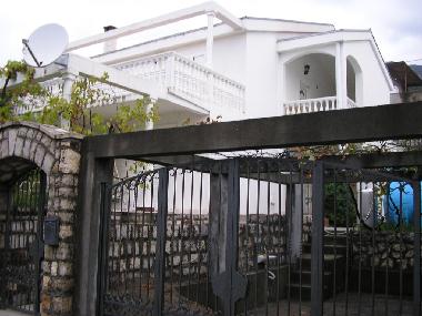 Chambre avec petit d�jeuner �/en/au Budva (Mont�n�gro)ou appartement ou maison de vacances