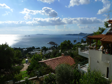 Maison de vacances �/en/au Agia Marina, Koropi (Attiki)ou appartement ou maison de vacances