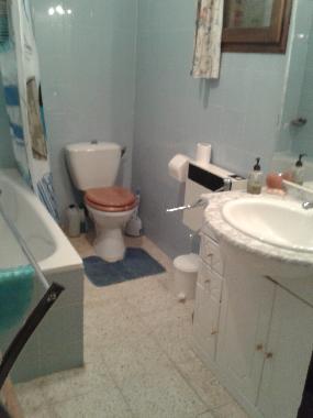 Villa �/en/au chateaudouble (Var)ou appartement ou maison de vacances