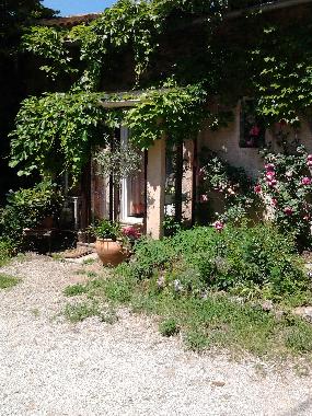 Villa �/en/au chateaudouble (Var)ou appartement ou maison de vacances