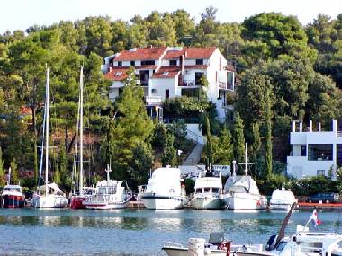 Appartement de vacances /en/au VRBOSKA (Splitsko-Dalmatinska)ou appartement ou maison de vacances