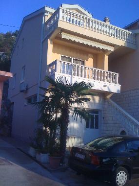 Appartement de vacances /en/au Rogotin (Dubrovacko-Neretvanska)ou appartement ou maison de vacances