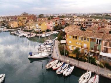 Appartement de vacances �/en/au port saplaya (Valencia / Val�ncia)ou appartement ou maison de vacances