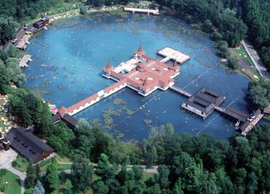 Le lac Thermique de H�v�z  