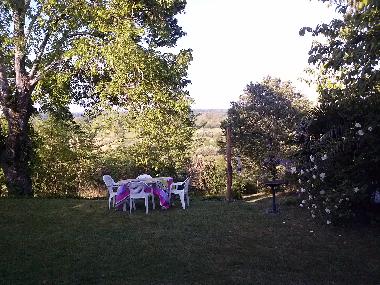 Maison de vacances /en/au Lalandusse (Lot-et-Garonne)ou appartement ou maison de vacances