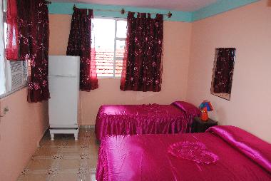 Chambre avec petit d�jeuner �/en/au 80000 (Guantanamo)ou appartement ou maison de vacances