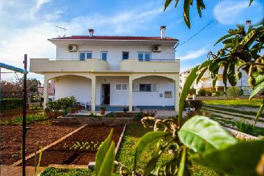 Appartement de vacances /en/au Petrčane (Zadarska)ou appartement ou maison de vacances