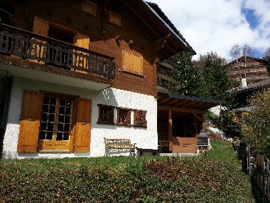 Chalet �/en/au St-Luc (Saint-Luc)ou appartement ou maison de vacances