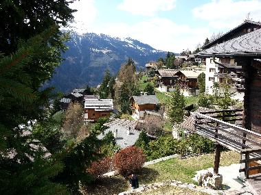 Chalet �/en/au St-Luc (Saint-Luc)ou appartement ou maison de vacances