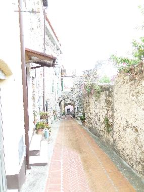 Chambre avec petit d�jeuner �/en/au Costarainera (Imperia)ou appartement ou maison de vacances