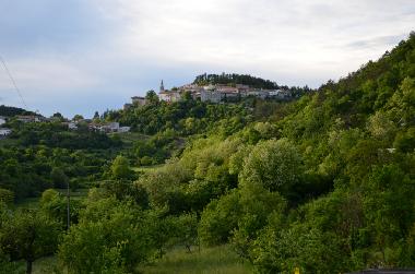 Maison de vacances �/en/au Stanjel (Komen)ou appartement ou maison de vacances