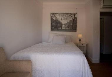 Chambre avec petit d�jeuner �/en/au Vallauris (Alpes-Maritimes)ou appartement ou maison de vacances